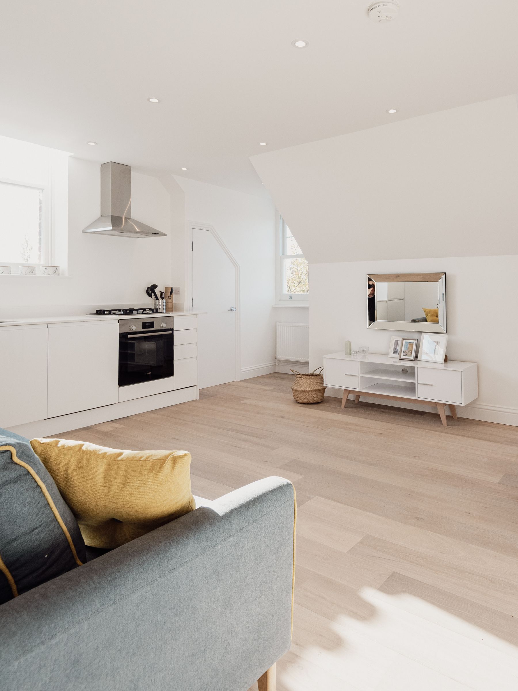 Living space before a Pristine Diamond clean