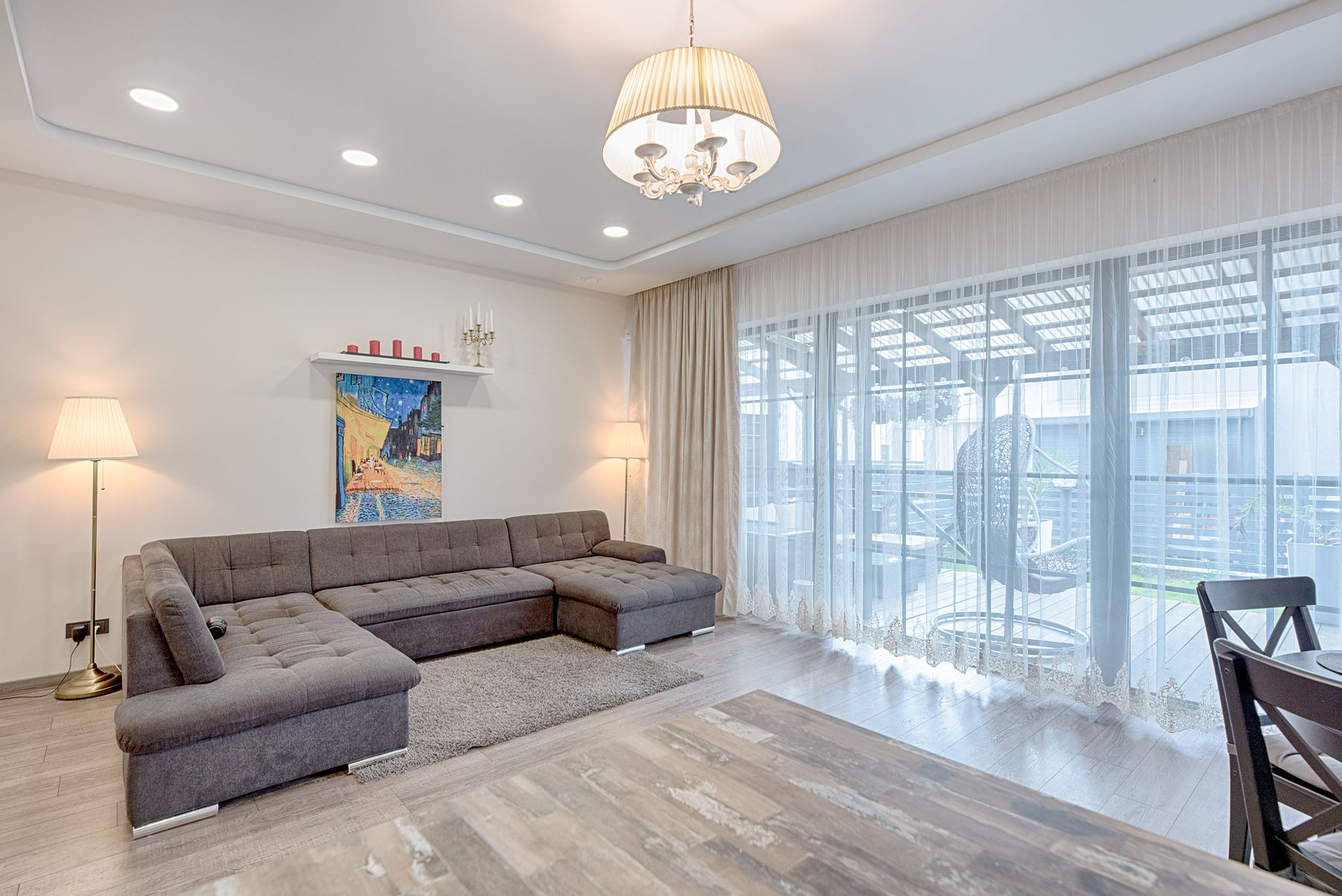 Spacious sitting room finished to the Pristine Diamond standard